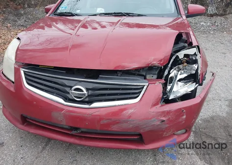 2011 Nissan Sentra 2.0Sl z USA, uszkodzony, nr VIN 3N1AB6AP8BL618141